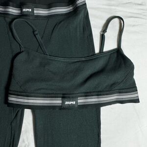 Skims 2 Piece Set